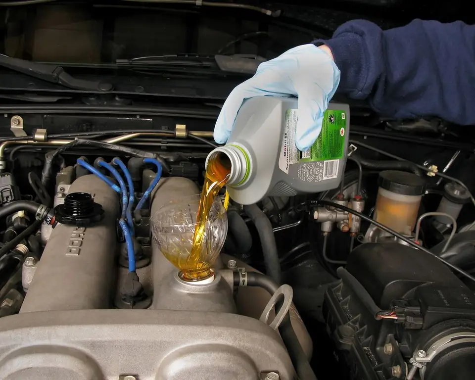 Engine oil according to API - SL, CF