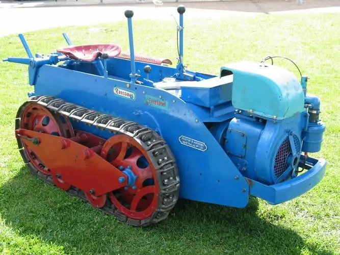 Homemade caterpillar minitractor