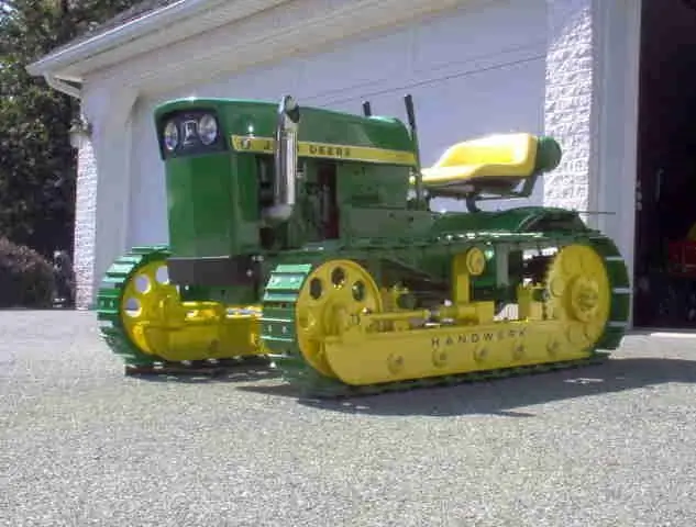 Original caterpillar minitractor