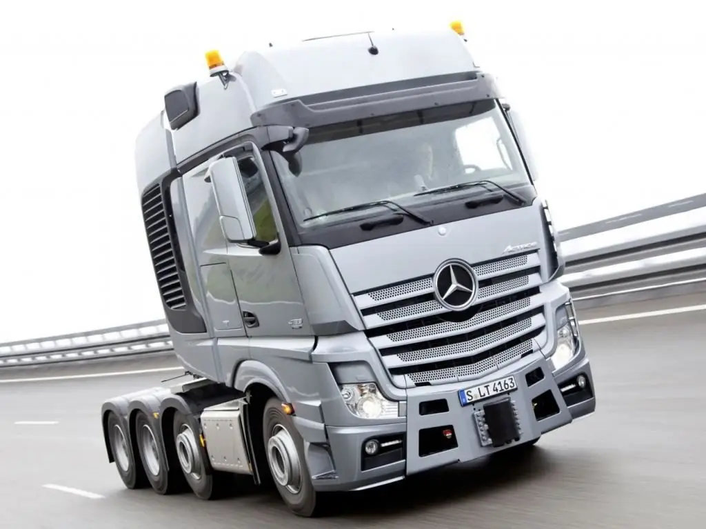 Tracteur "Mercedes"