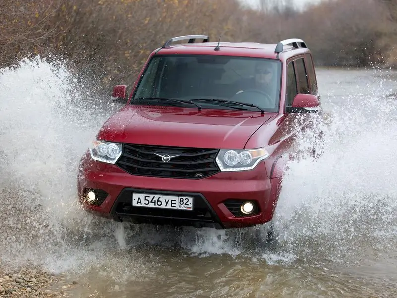 Vehicle tot terreny per a la caça i la pesca: millors marques, ressenyes, ressenyes