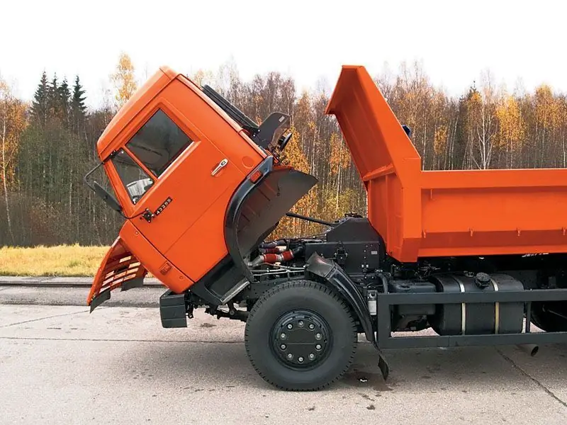 KAMAZ 43255 tekniske spesifikasjoner drivstofforbruk