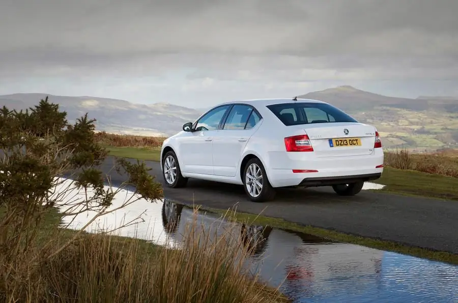 "Skoda A7": carro de passeio da terceira geração do modelo Octavia