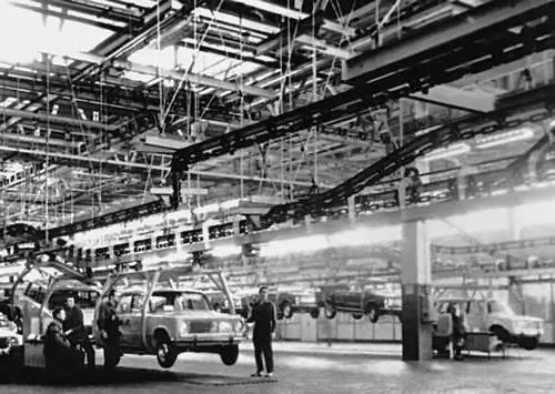 Volzhsky Automobile Plant este liderul industriei auto autohtone