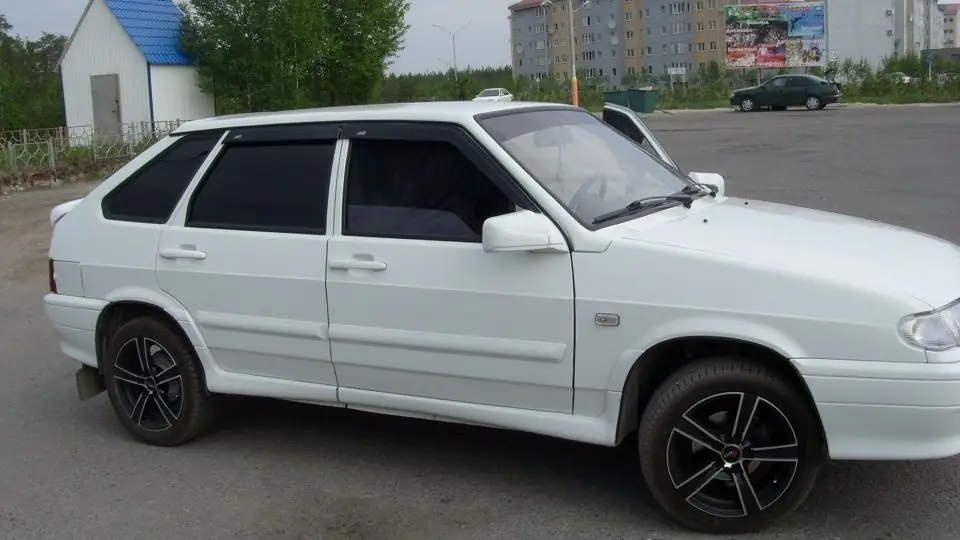 lada 2114