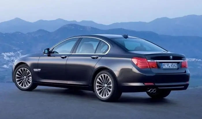 BMW 730d - עוד שיק מתעשיית הרכב הבווארית