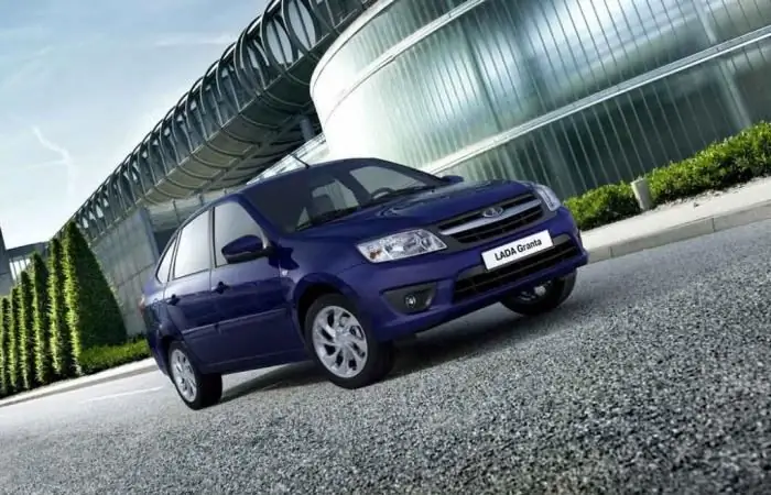 "Lada Granta" (liftback): reseñas. "Lada Granta" (liftback): características