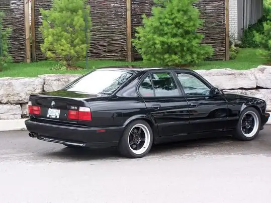 "BMW E34 525" - klasičen "bavarski" s 30-letno zgodovino