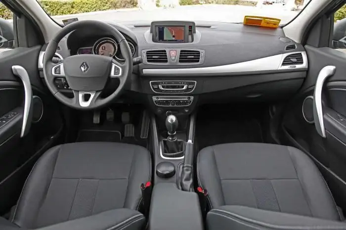 Renault Fluence бүхээгийн шүүлтүүрийг өөрөө солих