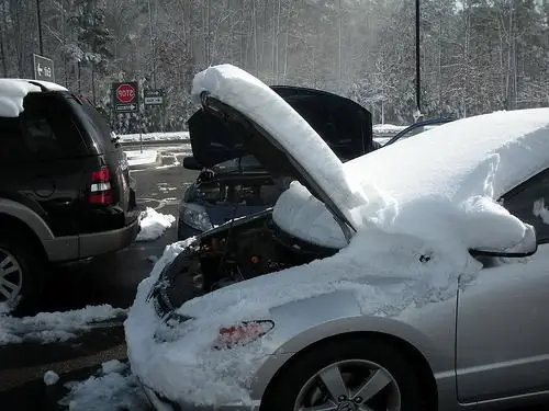 startování motoru ve studeném VAZ