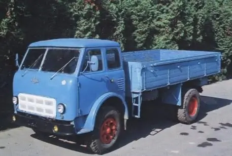 "MAZ 500", camion, camion à benne basculante, camion forestier