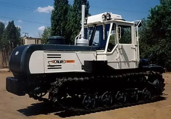 Crawler tractors of the USSR