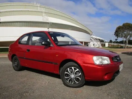 "Hyundai Accent": interior, equipamiento, tuning, descripción, fotos y reseñas