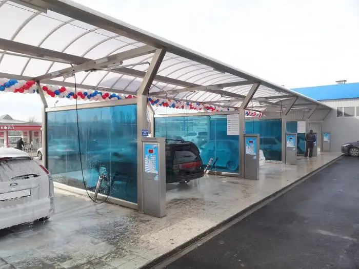 How to wash a car at a self-service car wash: step by step instructions